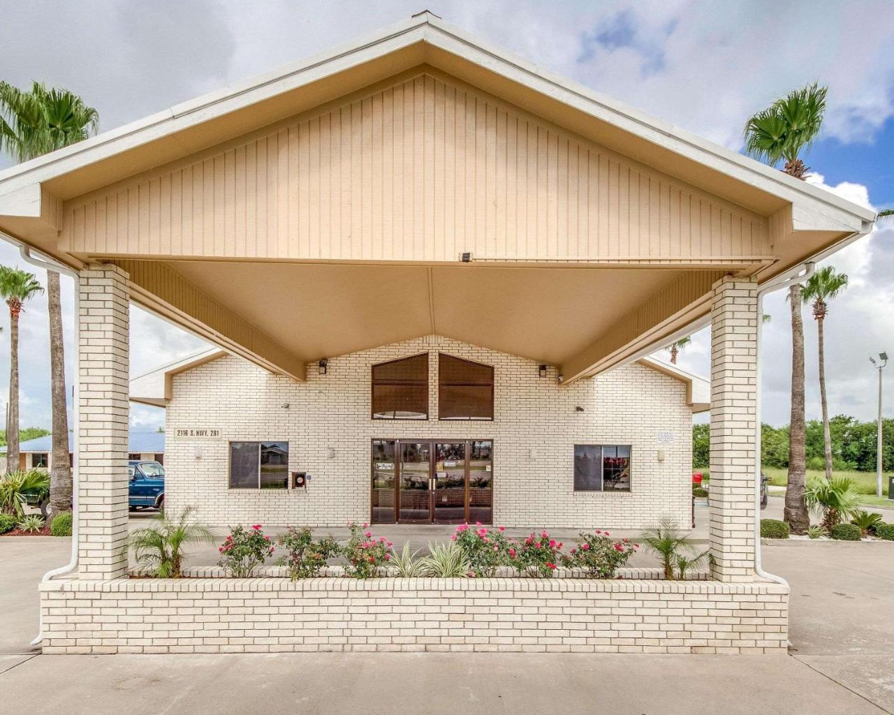 Econo Lodge Falfurrias Hwy 281 Exterior photo